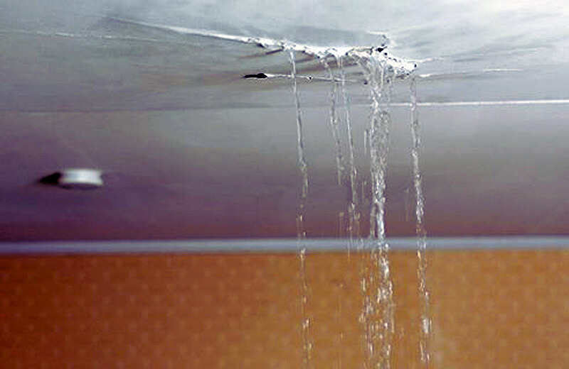 What should I do if I notice a leak in my roof in Melbourne?
